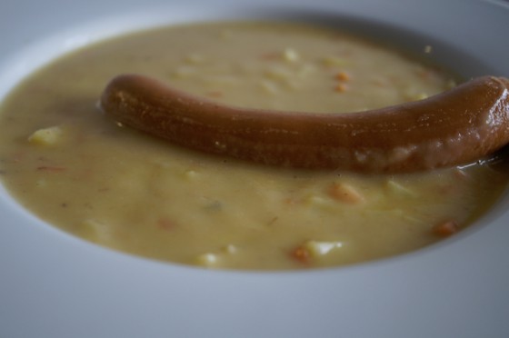 Leckere Kartoffelsuppe für die kalte Jahreszeit | happy plate